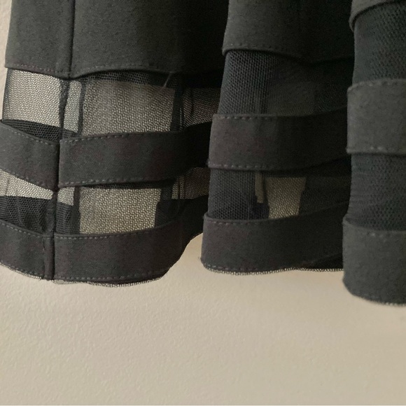 Girl’s Calvin Klein Dress size 7 - Picture 4 of 7